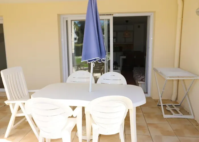 L'olearias By Tranquil At Apartment